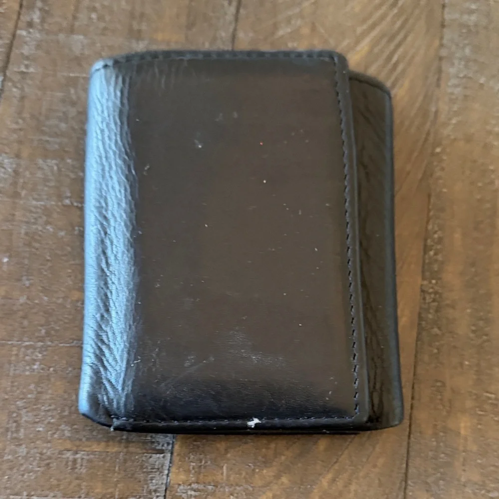 Black Leather Men's Wallet RFID